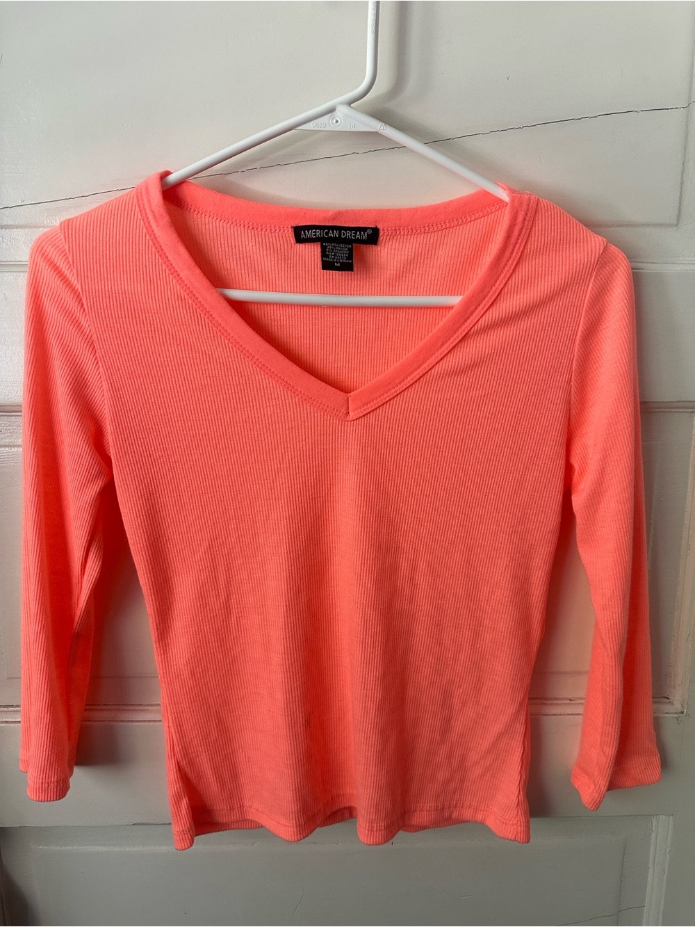 American Dream Coral Neon Pink V-Neck Ribbed Stretch 1/2 Sleeve Fitted Top